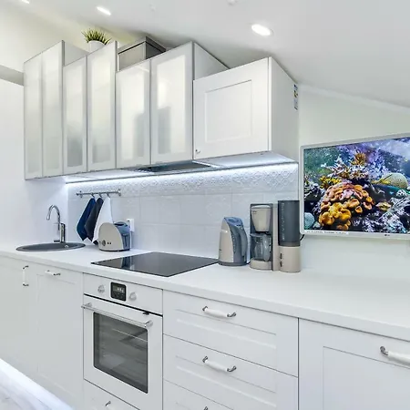 Harbour Апартаменти *