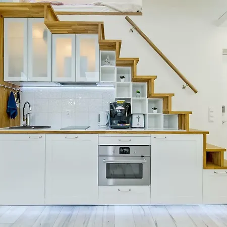 Harbour Apartment *